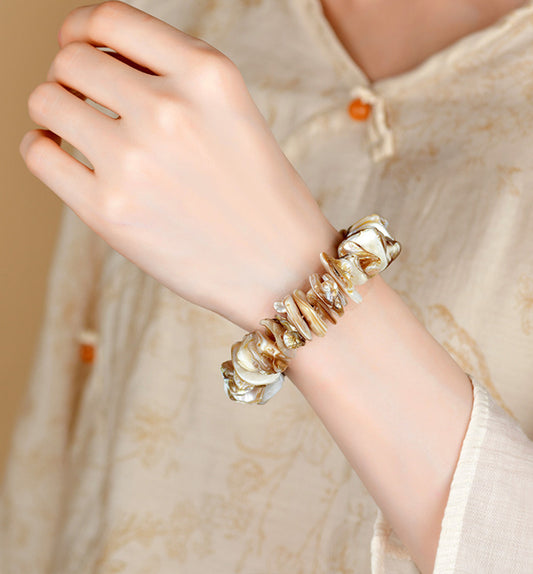 Seashell Kisses Bracelet